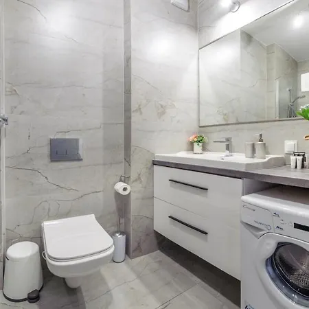 Blekitna Laguna Z Basenem - Ul Kasprowicza 20a - * Kolberg