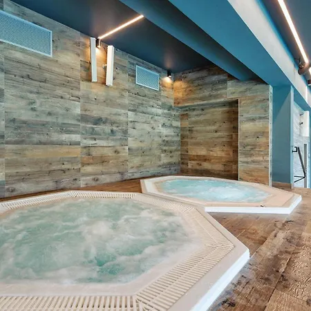 Blekitna Laguna Z Basenem - Ul Kasprowicza 20a - * 科沃布热格