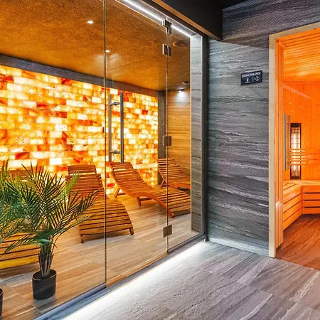 Blekitna Laguna Z Basenem - Ul Kasprowicza 20a - * 科沃布热格